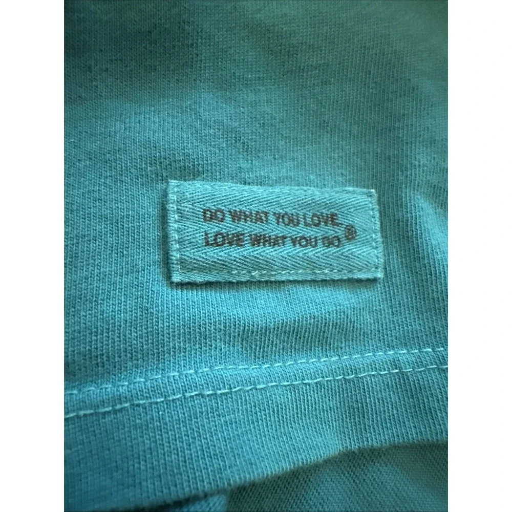 Life Is Good Women's XL V-Neck Crusher T-Shirt ~ Teal ~ Cat with Yarn Ball EUC - Picture 5 of 6